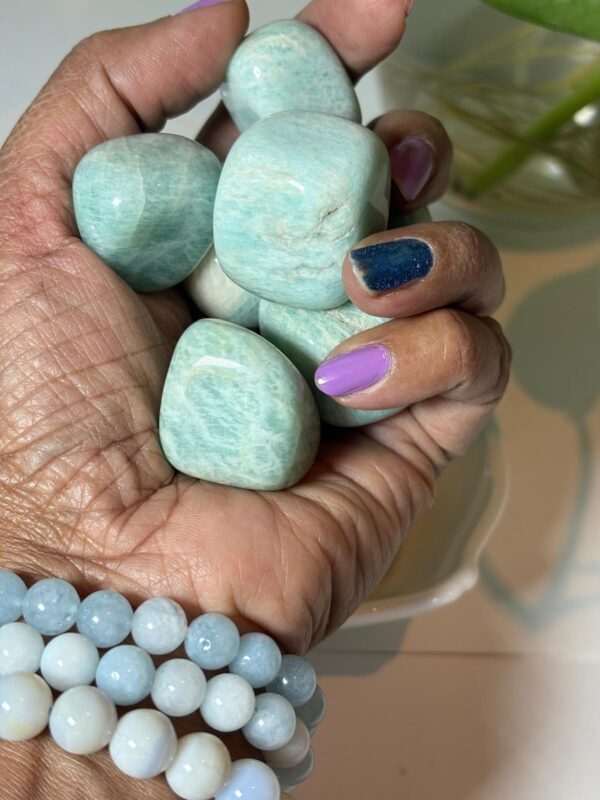 Amazonite Tumbled Stones (1 kg pack) - Image 4
