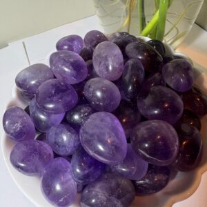 Amethyst Tumbled Stone (1 kg pack)